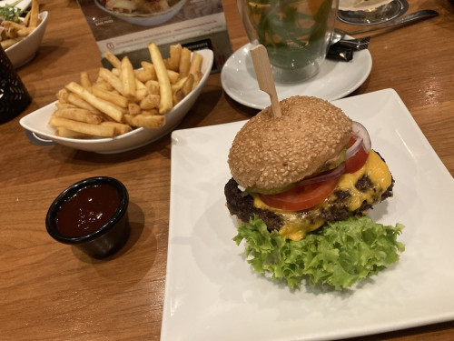 Baseburger Restaurant & Cocktailbar
