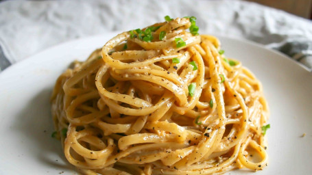 S8. Garlic Pasta