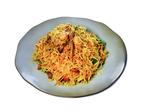 Singaporean Rice Vermicelli With Pork