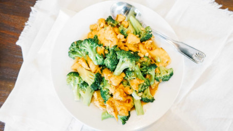 25. Broccoli Chicken