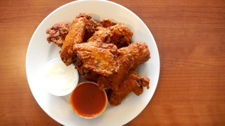 Hot Wings With Blue Cheese