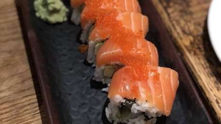 28. Double Salmon Roll