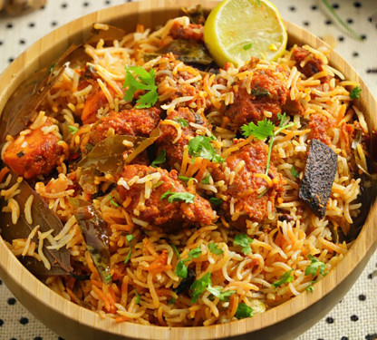 Chicken Dum Biryani (No Egg)