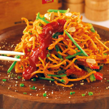 Chinesischer Bhel Tangy Tangra-Stil