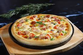 Chiken Special Chesee Pizza