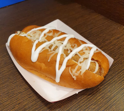 Hühnchen-Hot-Dog-Rolle