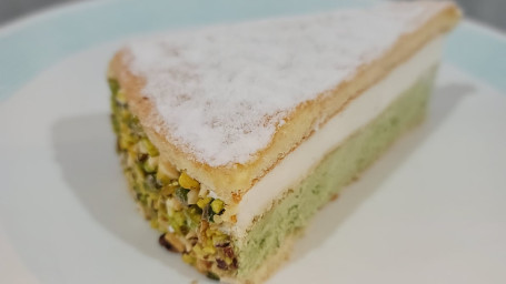 Pistachios Cake