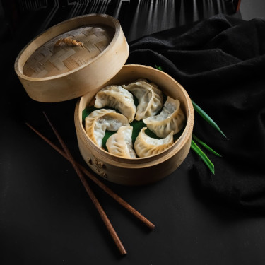 Darjeeling Chicken Momos (6 Stück)