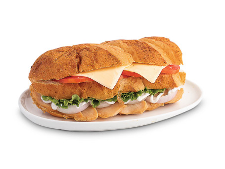 Doppeldecker-Sandwich Mit Cremigem Geräuchertem Hühnchen