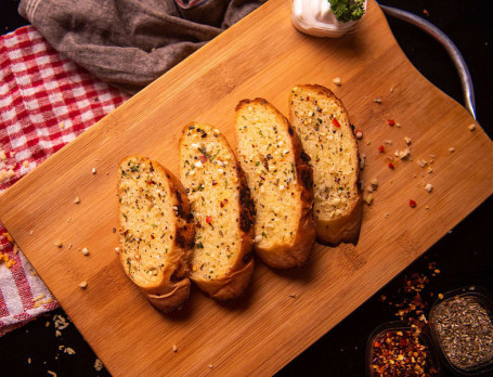 Gusto Garlic Bread