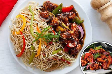 Noodles With Chilli Chicken