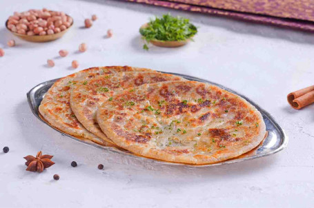 Singhada Aloo Paratha Wanne (3 Stück).