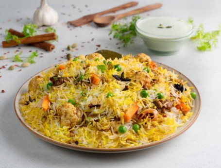 Hyderabadi Dum Veg Biryani (Für 1 Person)