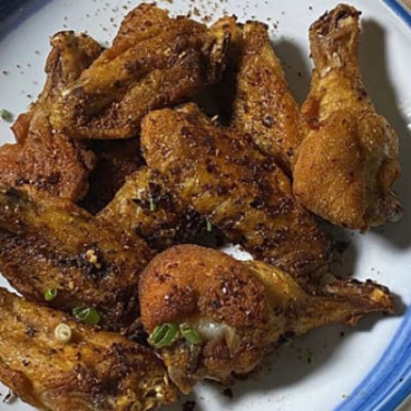 Hot And Numbing Chicken Wings