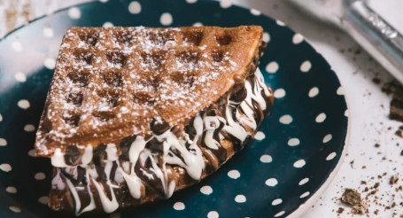 Waffle With Milk Chocolate And Peanut Butter