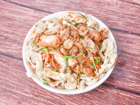 Mixede Hakka Noodles