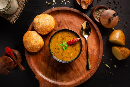 Khasta Kachori Sabzi 2 Pcs