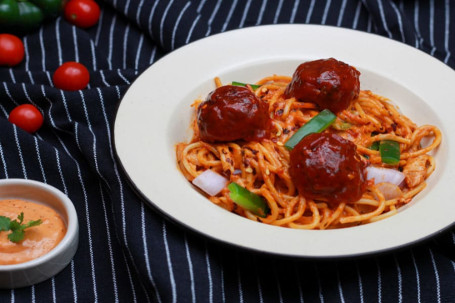 Spaghetti Mit Fleischbällchen Rosy Red