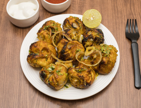 Tandoori Onion Paneer Corn Momos