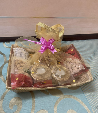 Dry Fruit Gift Hamper 4