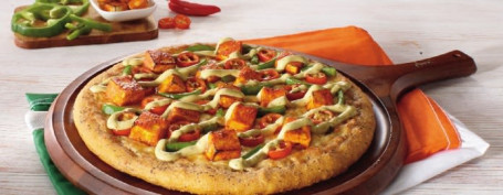 Indische Tandoori-Paneer-Pizza
