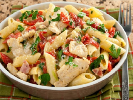 Chicken Creamy White Alfredo Sauce Pasta [Rd]