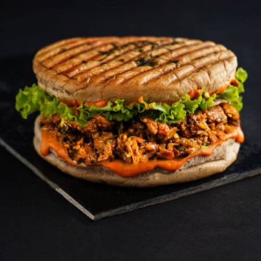 Chipotle Unmeat Kulcha Burger