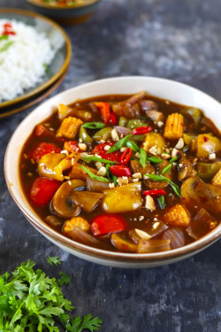 Veg Mushroom In Hot And Garlic Sauce