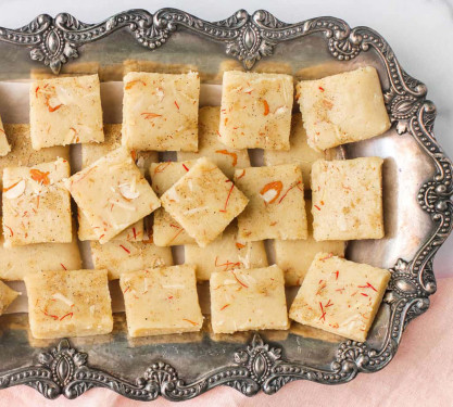 Badam Barfi (1 Kg)