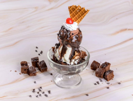 The Brownie Duet Sundae