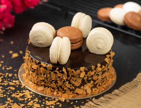 Macaroon Cake