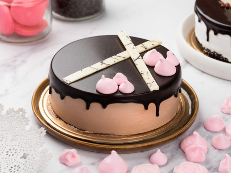 Single Truffle Cake [Serves 6-8]