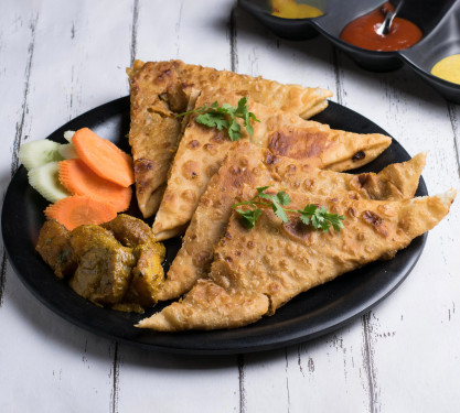 Mutton Mughlai Paratha (4 Pcs)