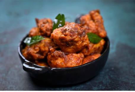 Crispy Karuvapillai Chicken