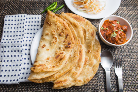 Laccha Paratha (2 Pcs) Chicken Kassa Laccha Salad