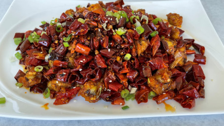 Xiāng Là Zhǎng Zhōng Bǎo （Spicy Chicken Gristle/Ruǎn Gǔ