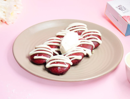 Red Velvet Mini Pancakes (8 Stück)