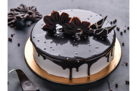 Choco Vanilla Cake (450 Gms)