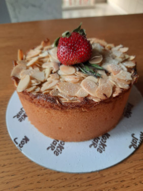 Strawberry Flaked Almond Tea Cake