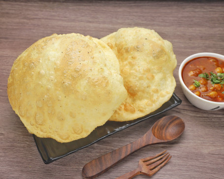 Chole Bhatora (2 Pcs)