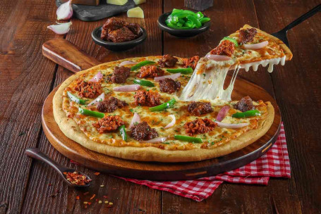 Hammelfleisch-Overload-Cheese-Burst-Pizza [Mittel]