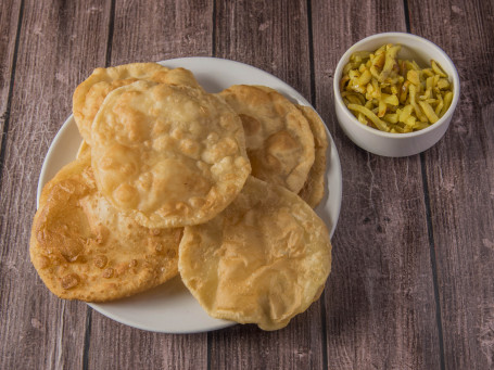 Luchi Aloo Bhaja (6 Pcs