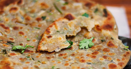 Dhaniya Pyaz Paratha(2Pc)