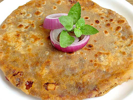 Pyaz Tamato Paratha