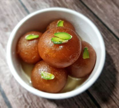 Dry Gulab Jamun (4 Pieces)