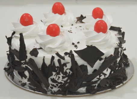Black Forest Cake (1Lb)