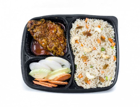 Bengali Fried Rice With Fish Curry [1Piece]And Salad