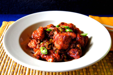 Chicken Manchurian Half 04 Pcs)