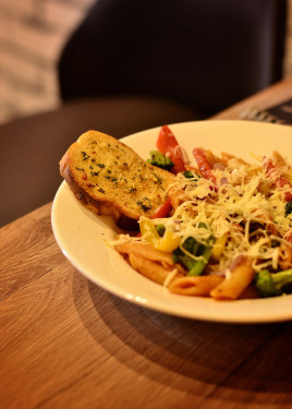 Red Penne Pasta (Veg)