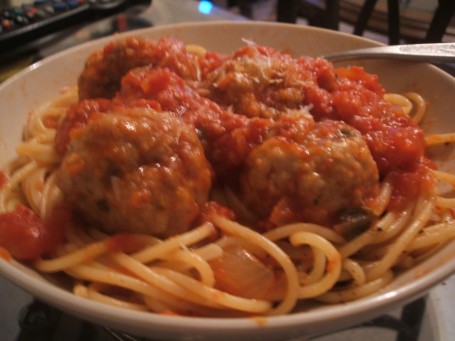 Spaghetti-Fleischbällchen